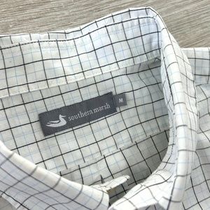 Mens Southern Marsh button-down long sleeve shirt, Size M